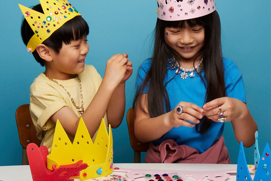 diy-crowns-for-mother's-day-give-back-to-kids-in-need